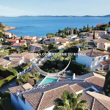 Cycas - Piscine - Vue - A 300m *